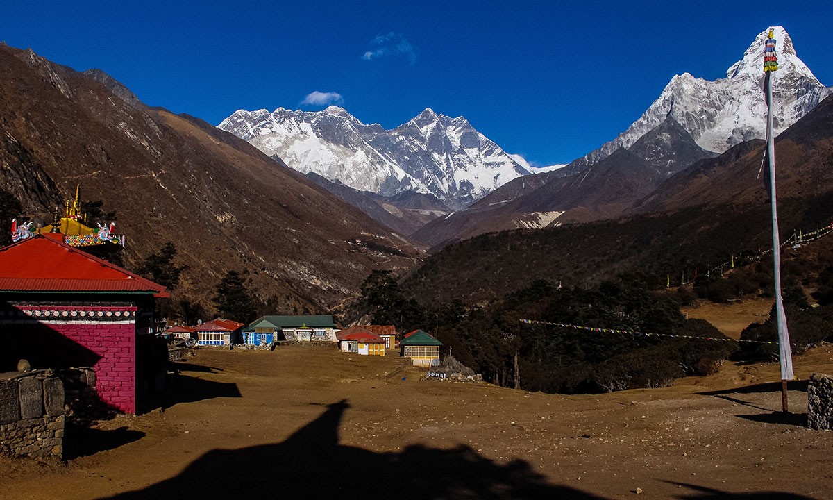 Best Time for Everest Base Camp Trek With Helicopter Return