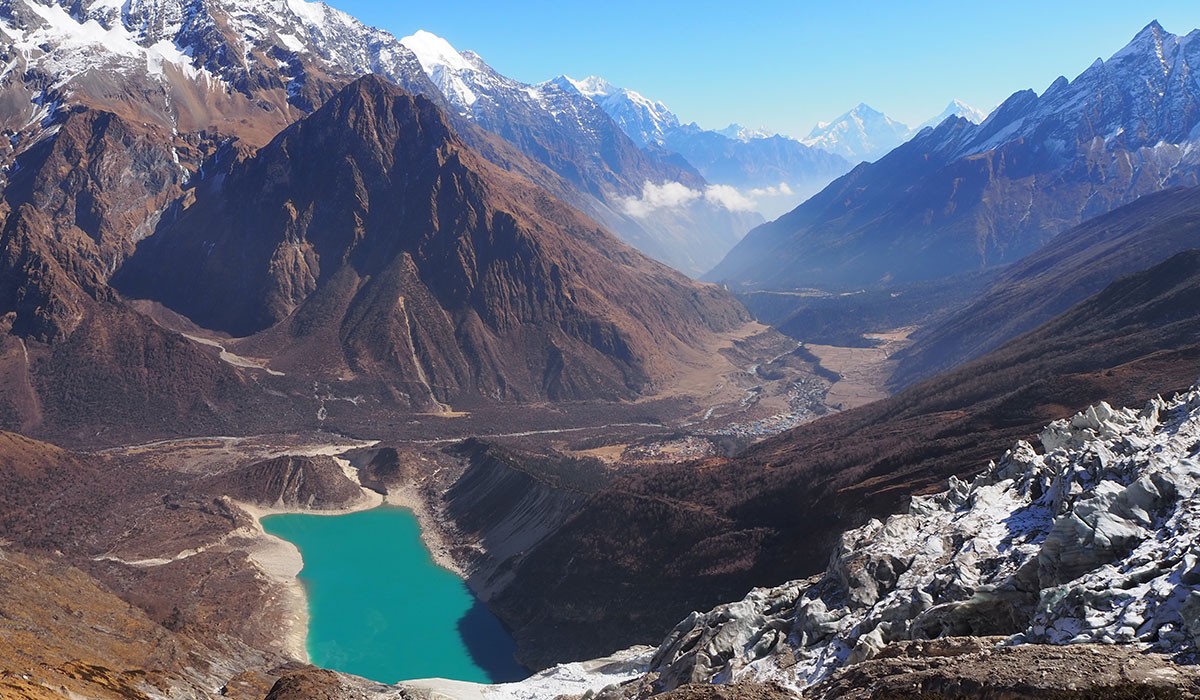 Best Time for Manaslu and Annapurna Circuit Trek