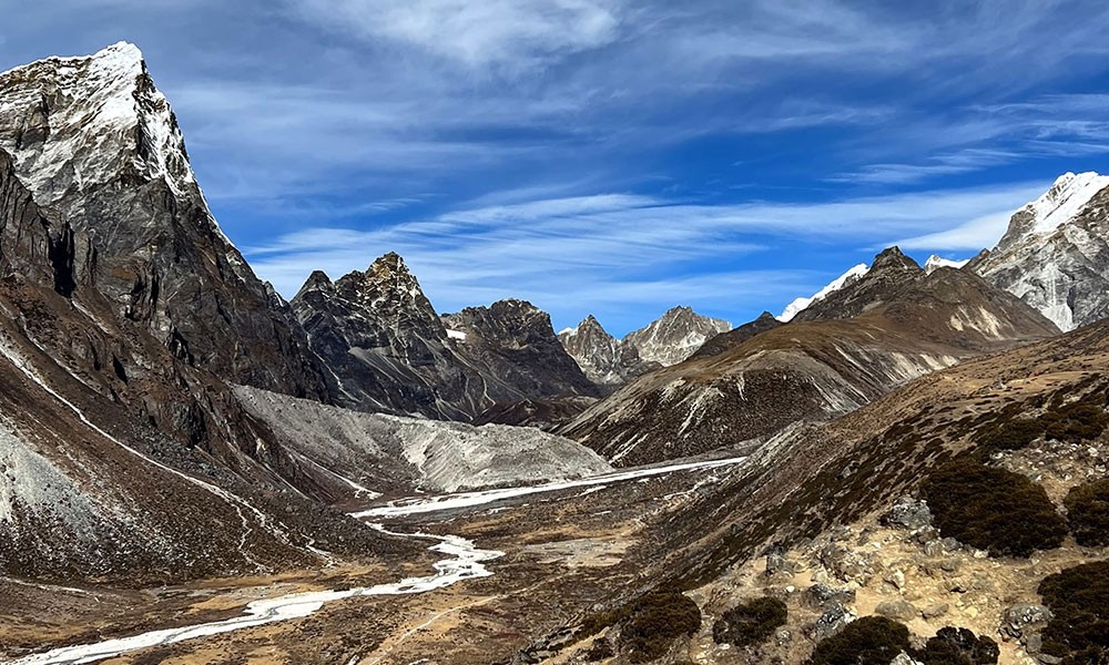 Everest base camp trek in november lobuche