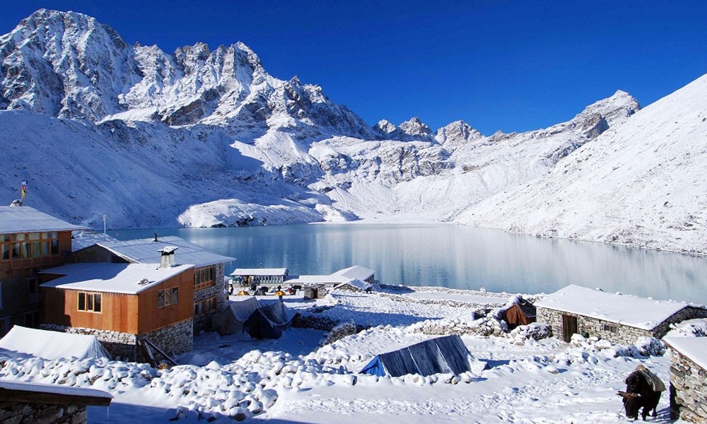 Gokyo Lake Trek in Winter Season (late November to February)