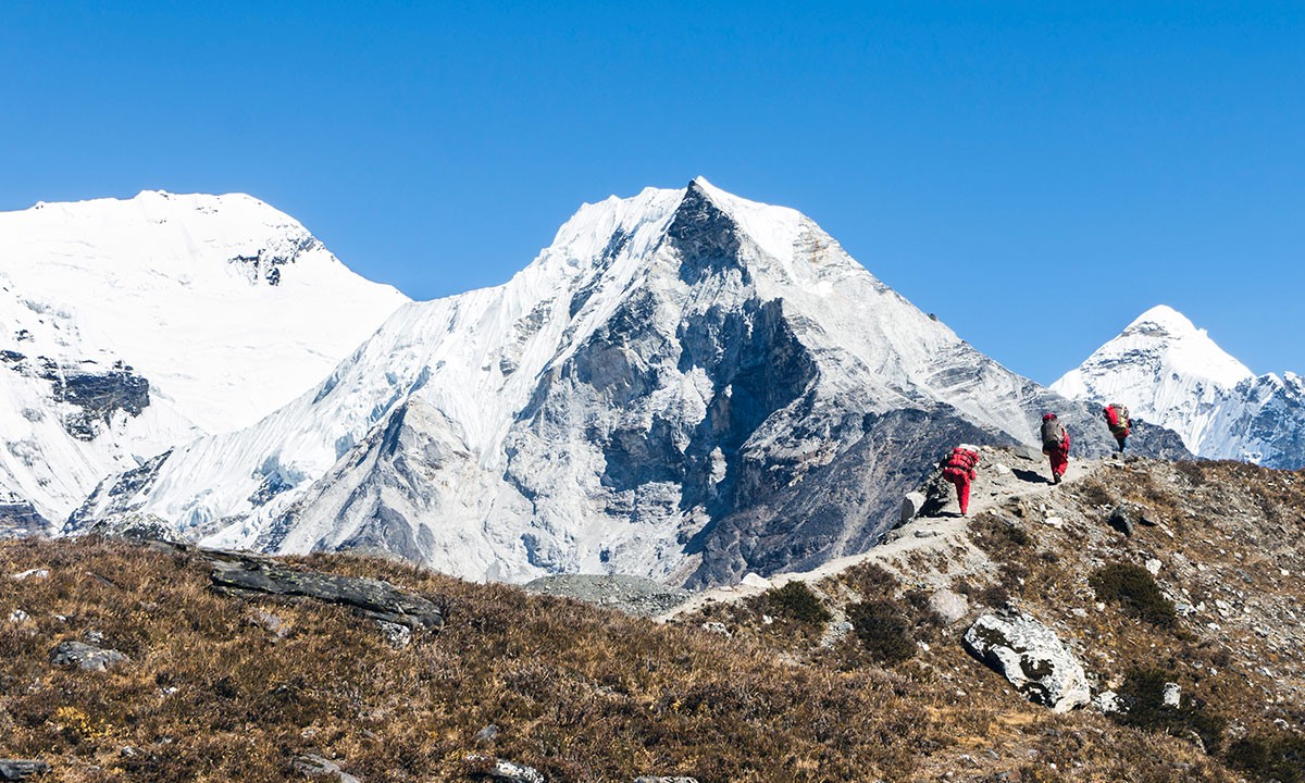 Island-Peak-Climbing-in-Autumn