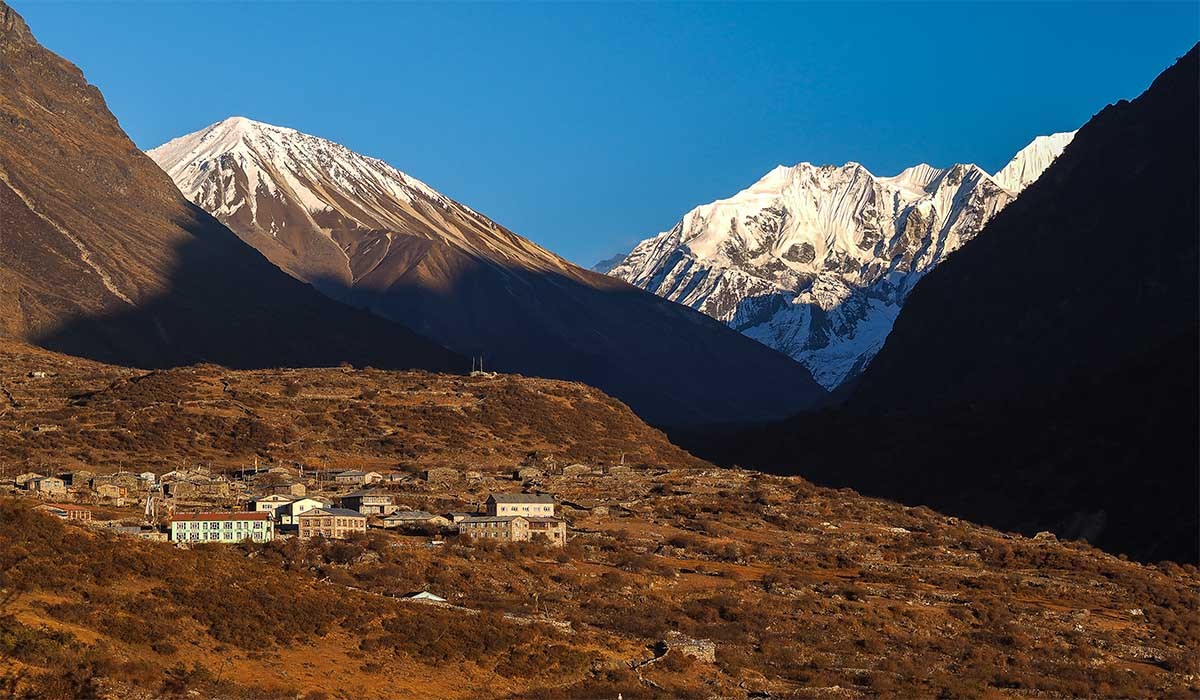  Langtang Valley Trek nepal