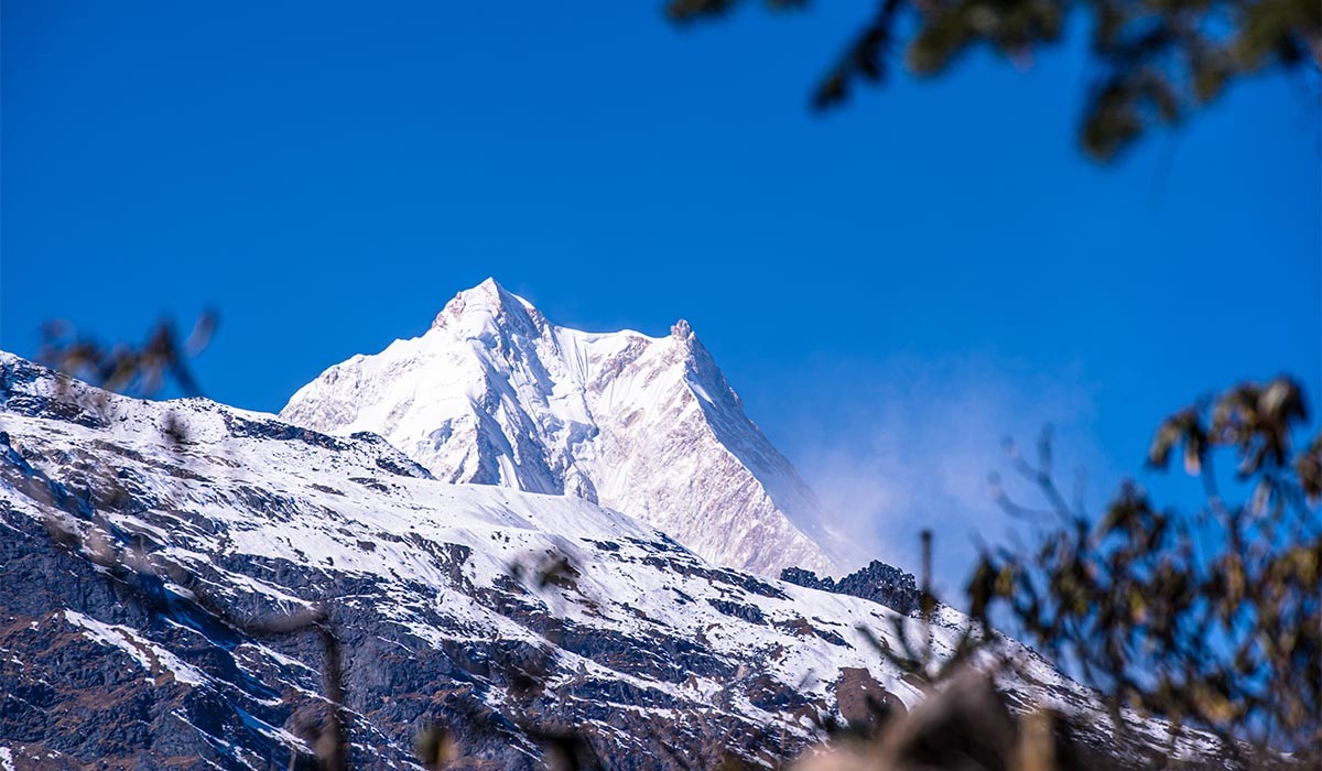 manaslu trek preparation