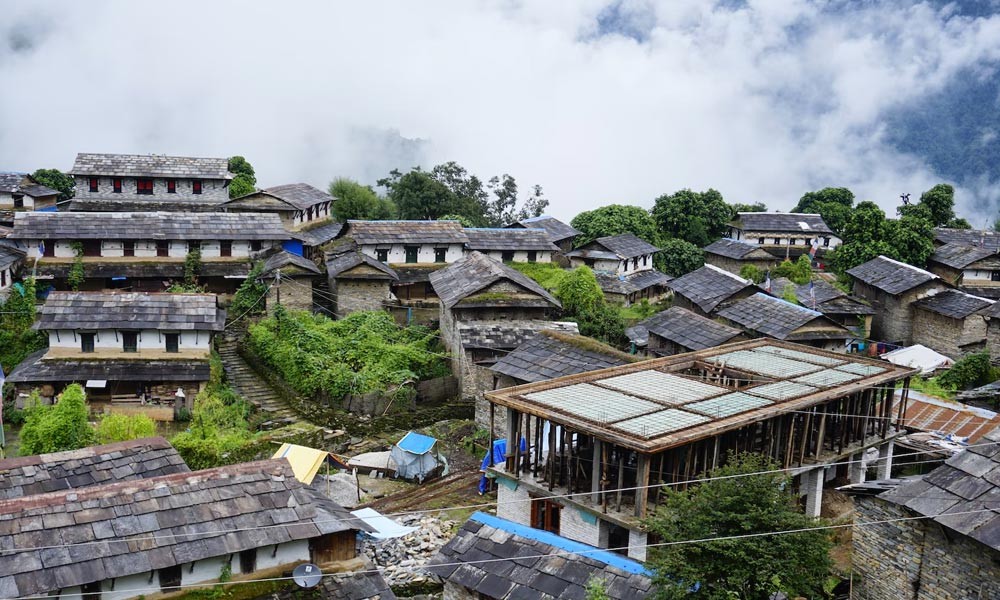 houses Ghandruk village