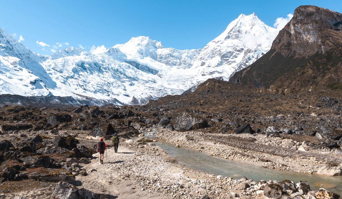 manaslu circuit in september