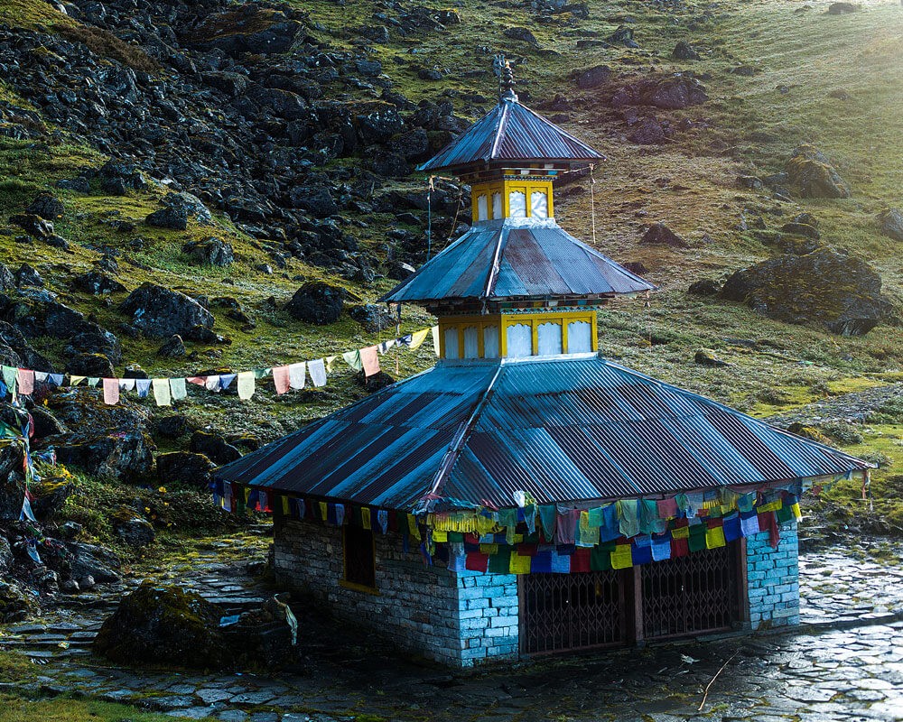 panch pokhari temple