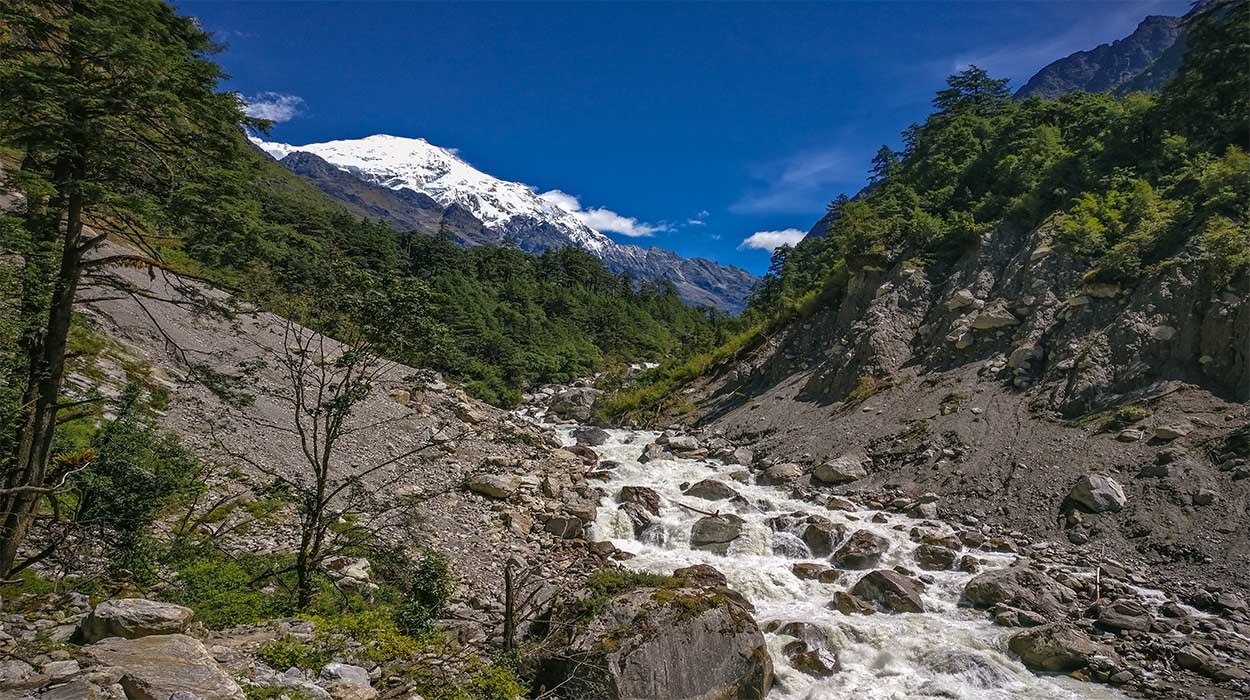 montain in langtang nepal