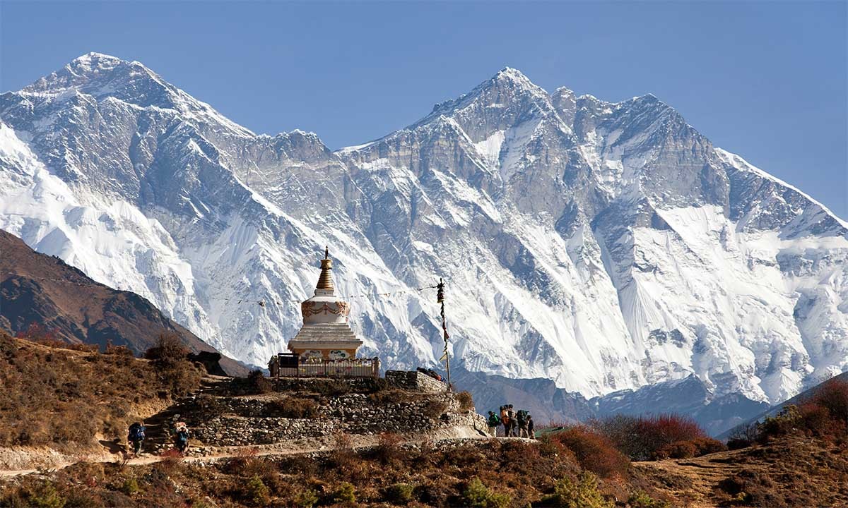 mount-everest-lhotse-and-nuptse