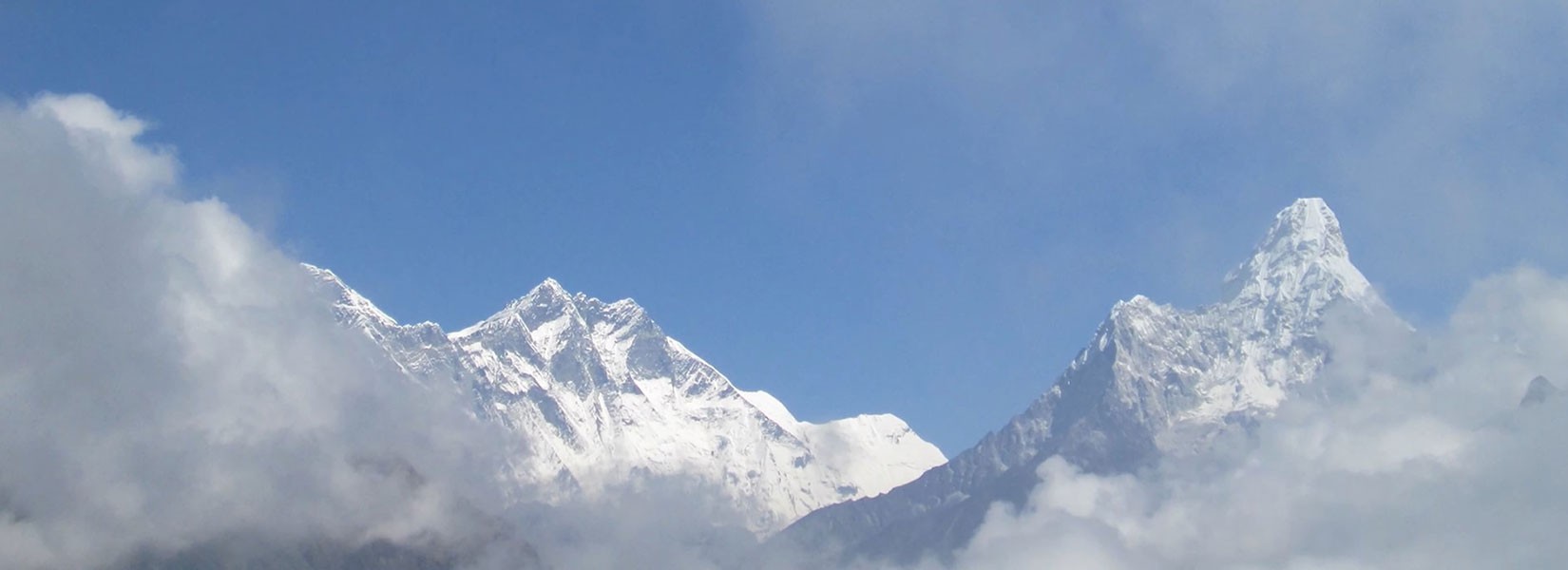 banner everest base camp trek in june