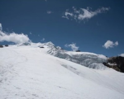 Pisang Peak Climbing