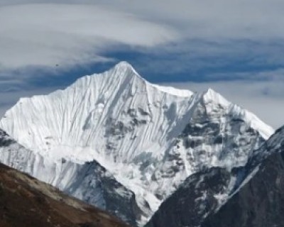 Yala Peak Climbing